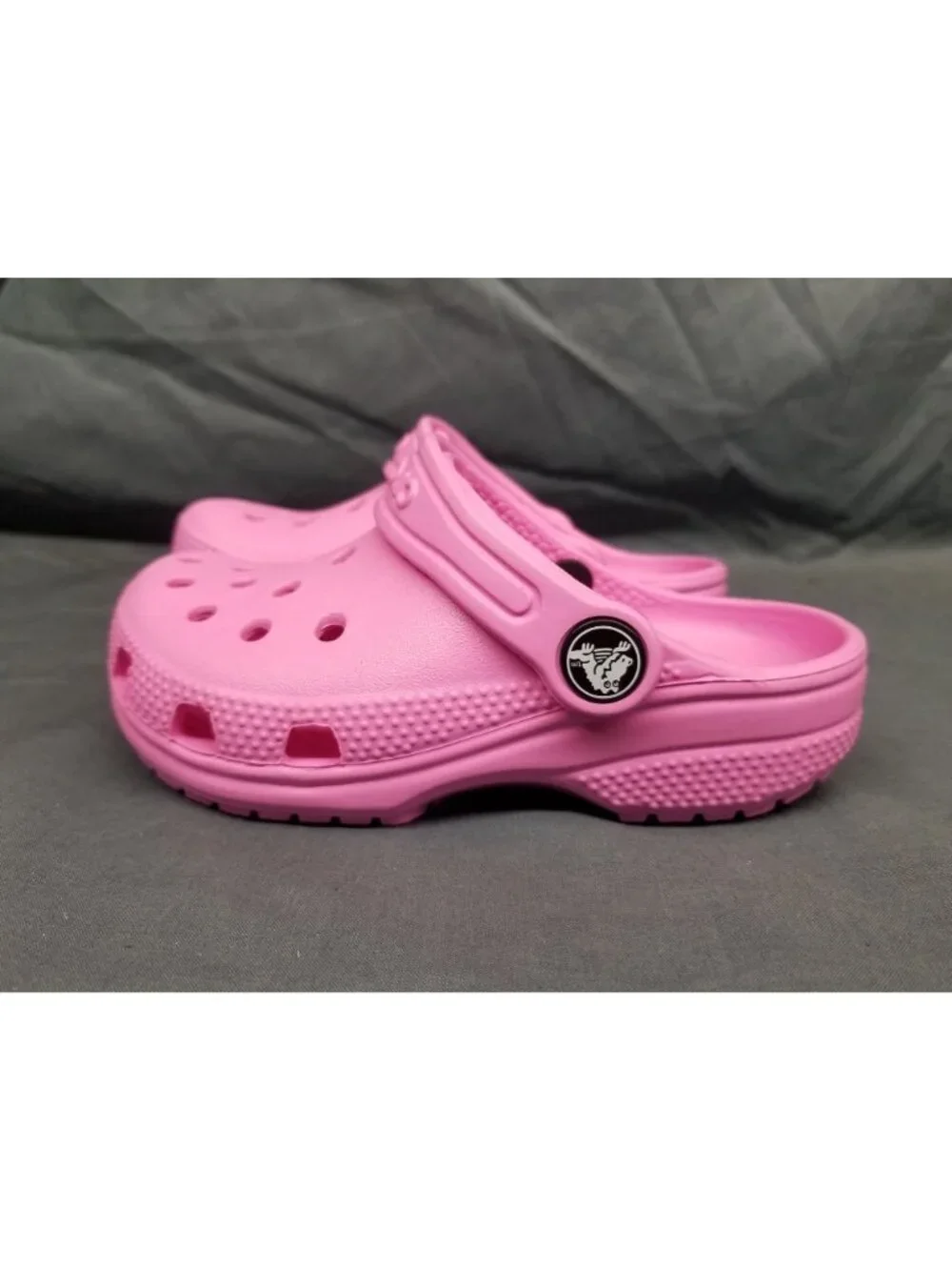 Crocs Girls Classic Clog 206991-6SW Slip-On Taffy Pink Size 6 NEW WITH TAGS!